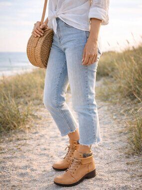 Bionica Tan Leather Ankle Boots 8.5 | Boho Coastal Casual